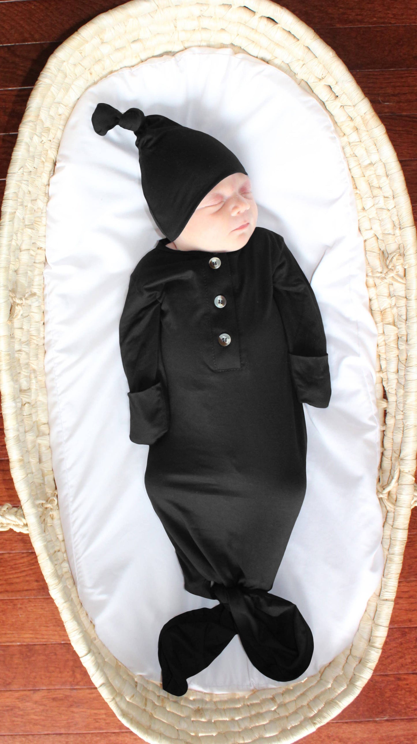 Knotted Baby Gown Set | Black